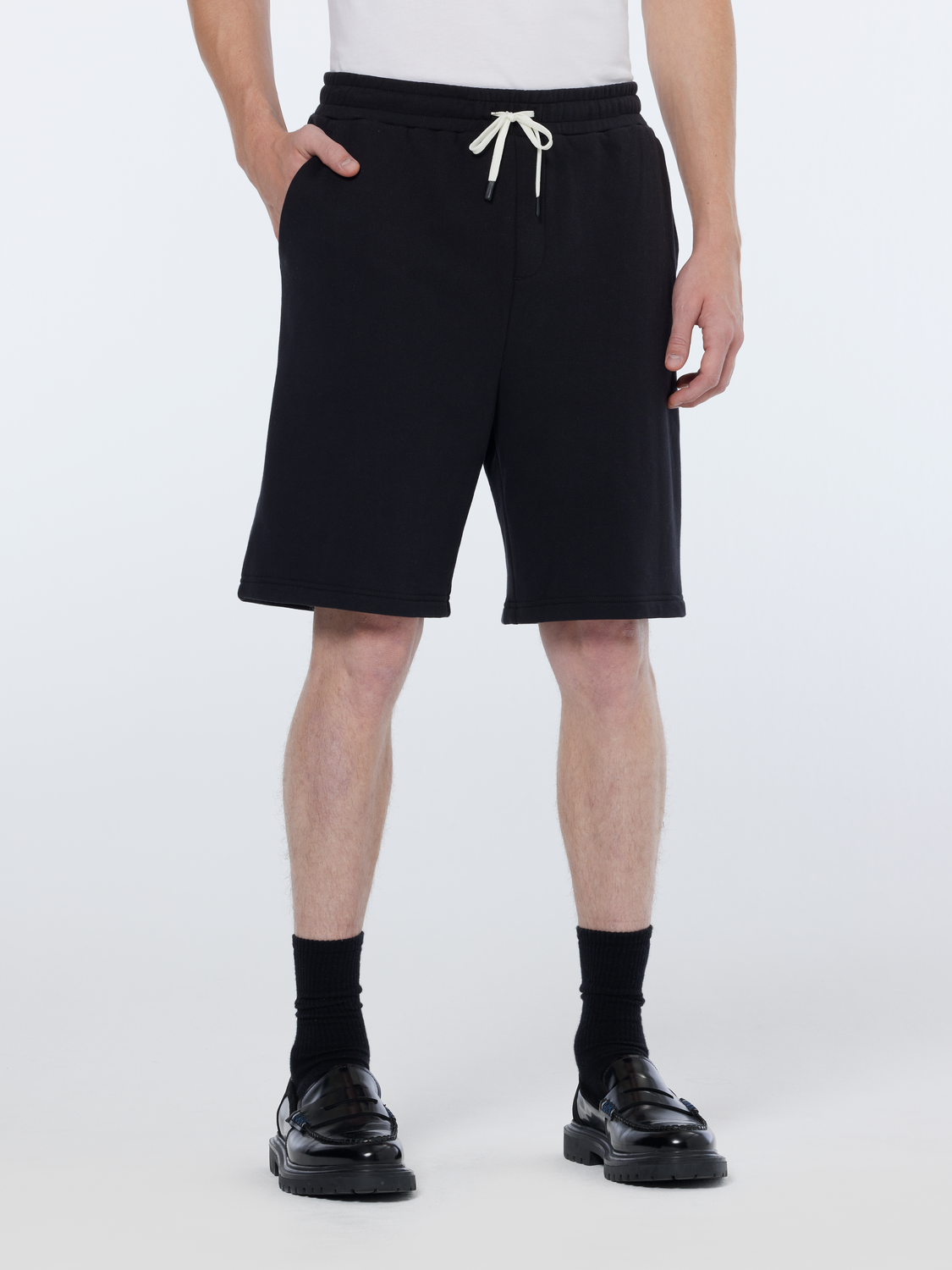 & Logo Badge Regular Fit Sweatshorts – Scotch & Soda