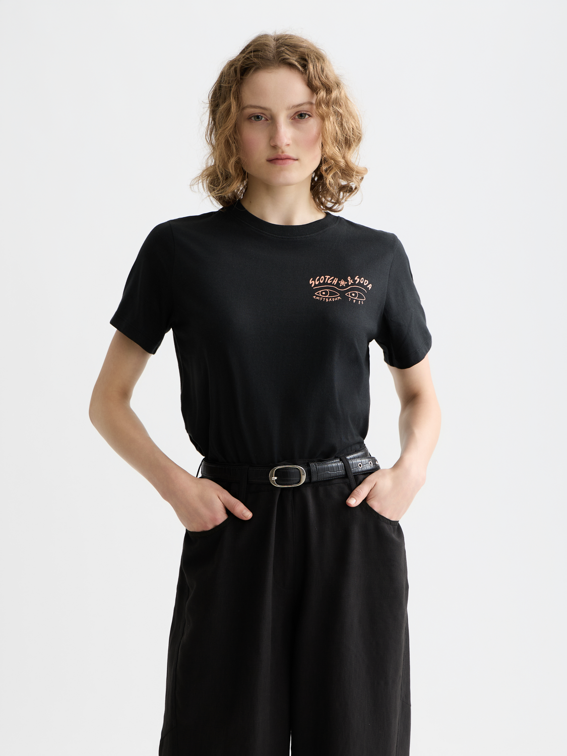Small Chest Artwork Regular Fit T-Shirt – Scotch & Soda