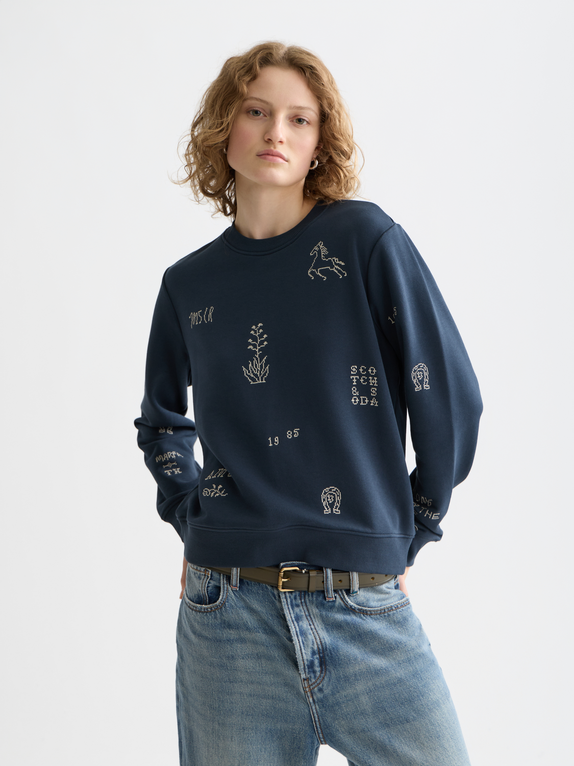 Embroidered Regular Fit Sweatshirt – Scotch & Soda