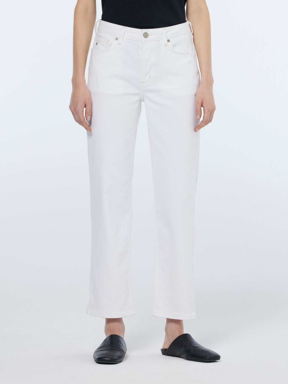 Essentials — The Sky Straight Jeans | Cool White