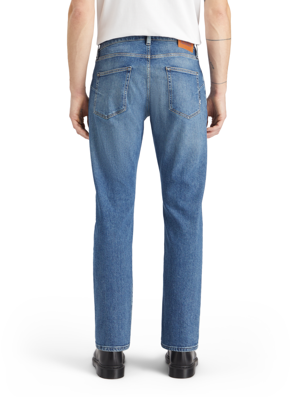 Essentials — The Zee Straight Fit Jeans | Blue Moves