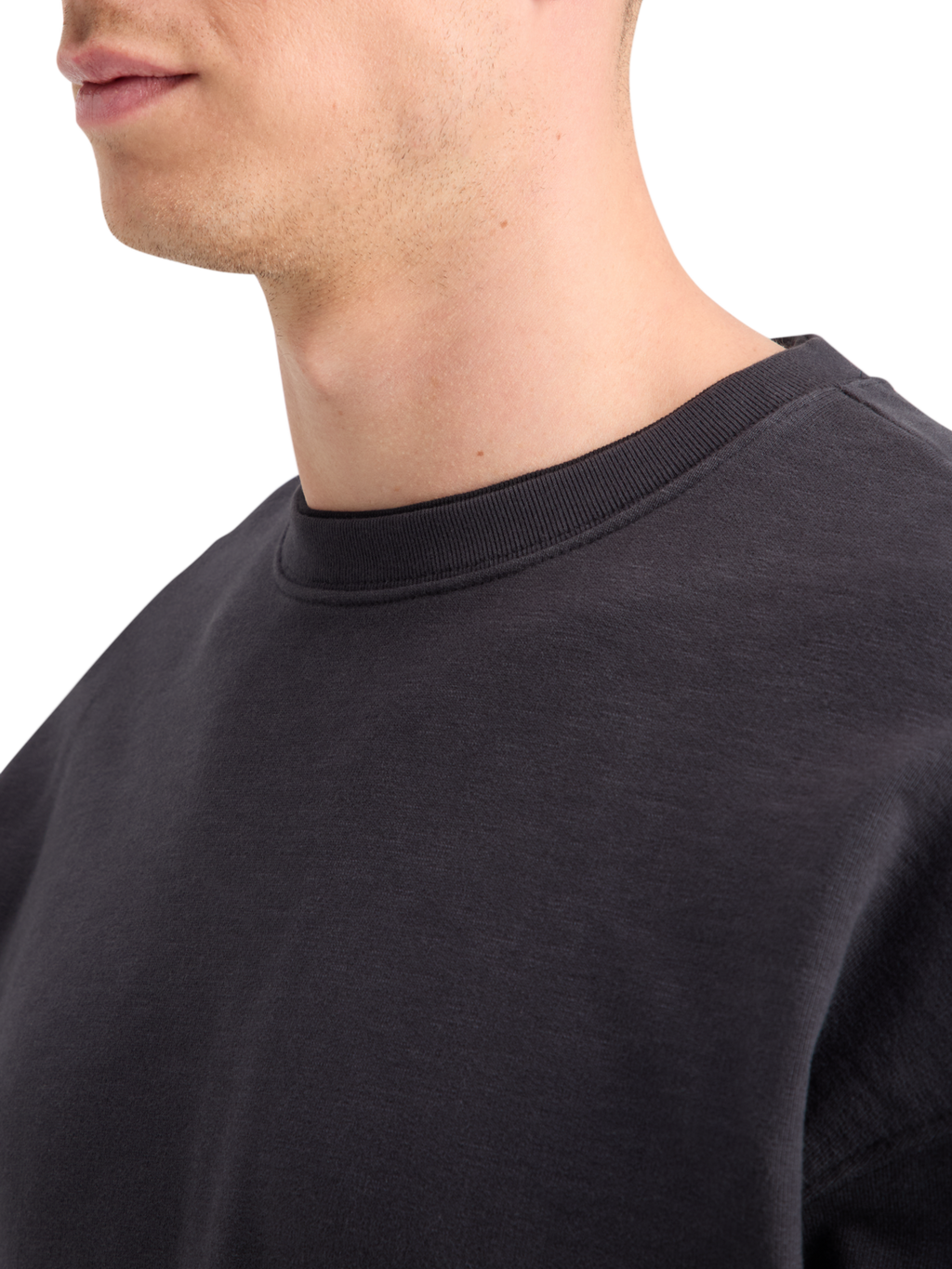 Essentials — Sweatshirt