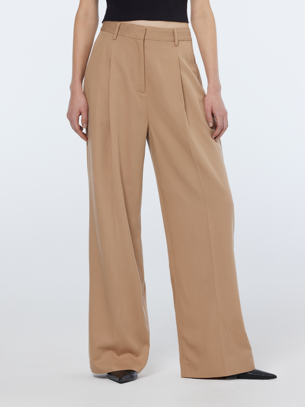 Essentials — Rose Chino Pant – Scotch & Soda Essentials — Rose Chino Pant – Scotch & Soda