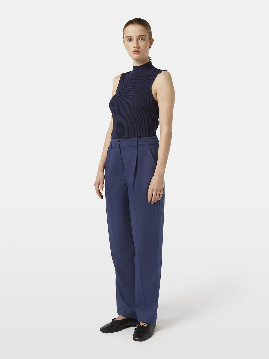 Edie Tailored Wide-Leg Fixed Belt Pant