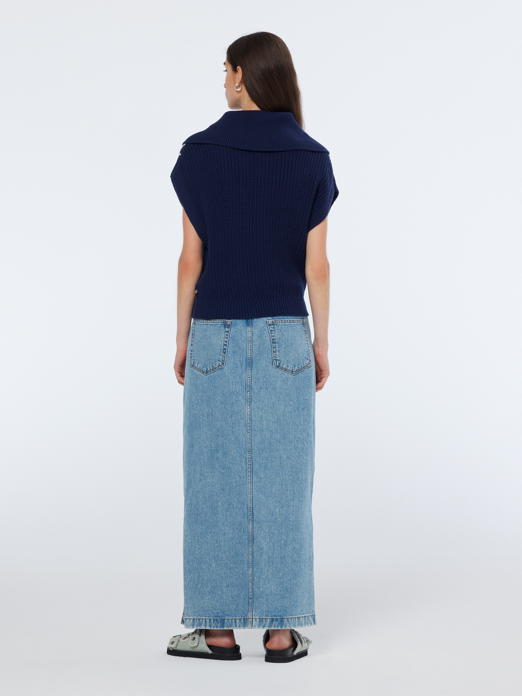 Lace Detail Half Zip Collared Vest