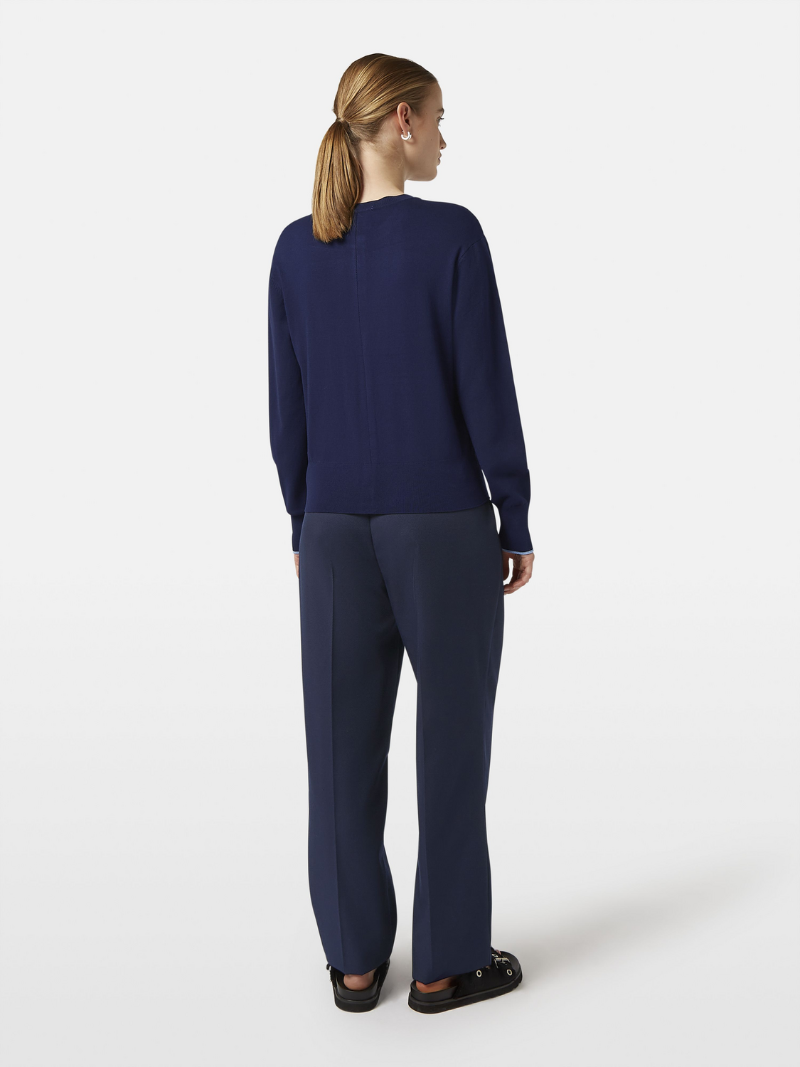 Crew Neck Relaxed Cardigan