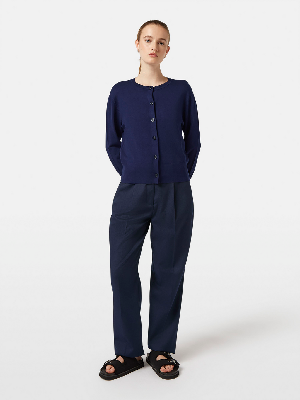 Crew Neck Relaxed Cardigan