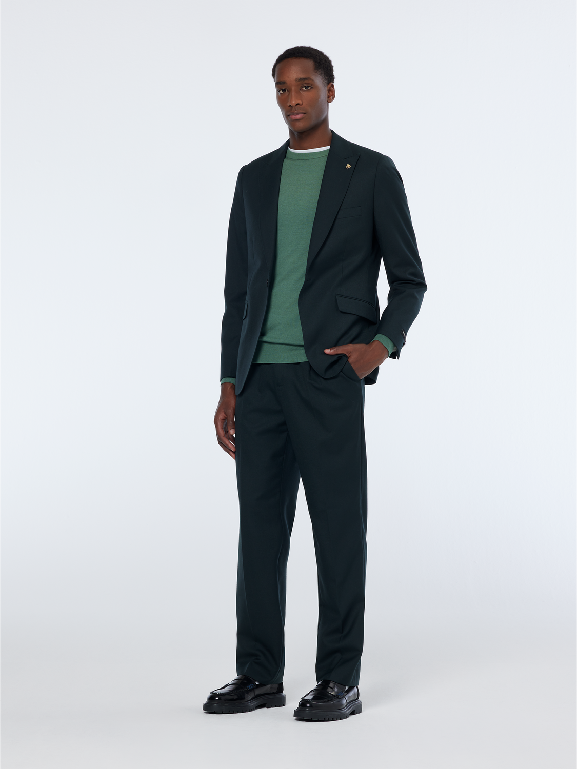 Single-Buttoned Peak Lapel Regular Fit Blazer