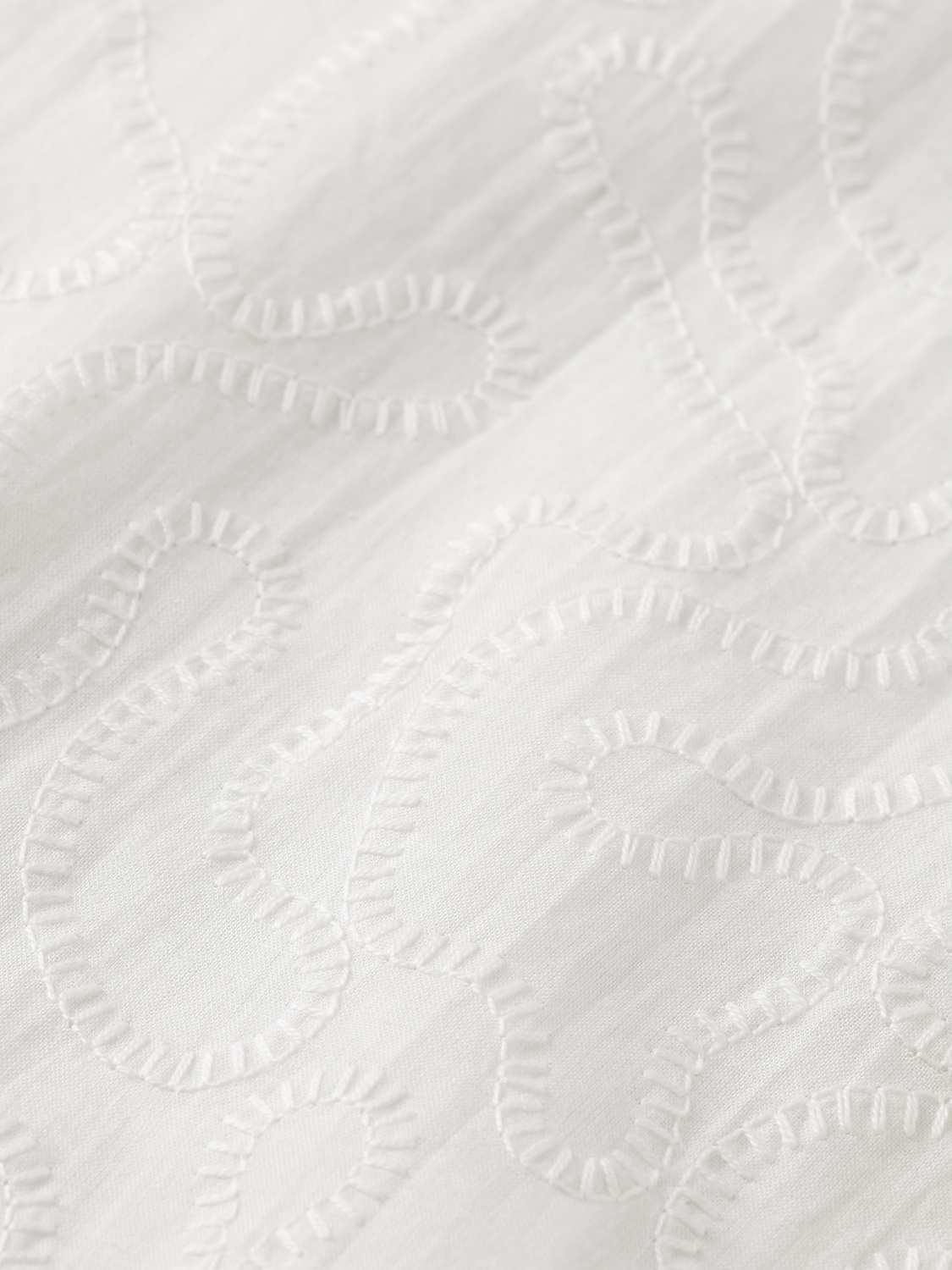 Embroidered Short Sleeve Relaxed-Fit Shirt