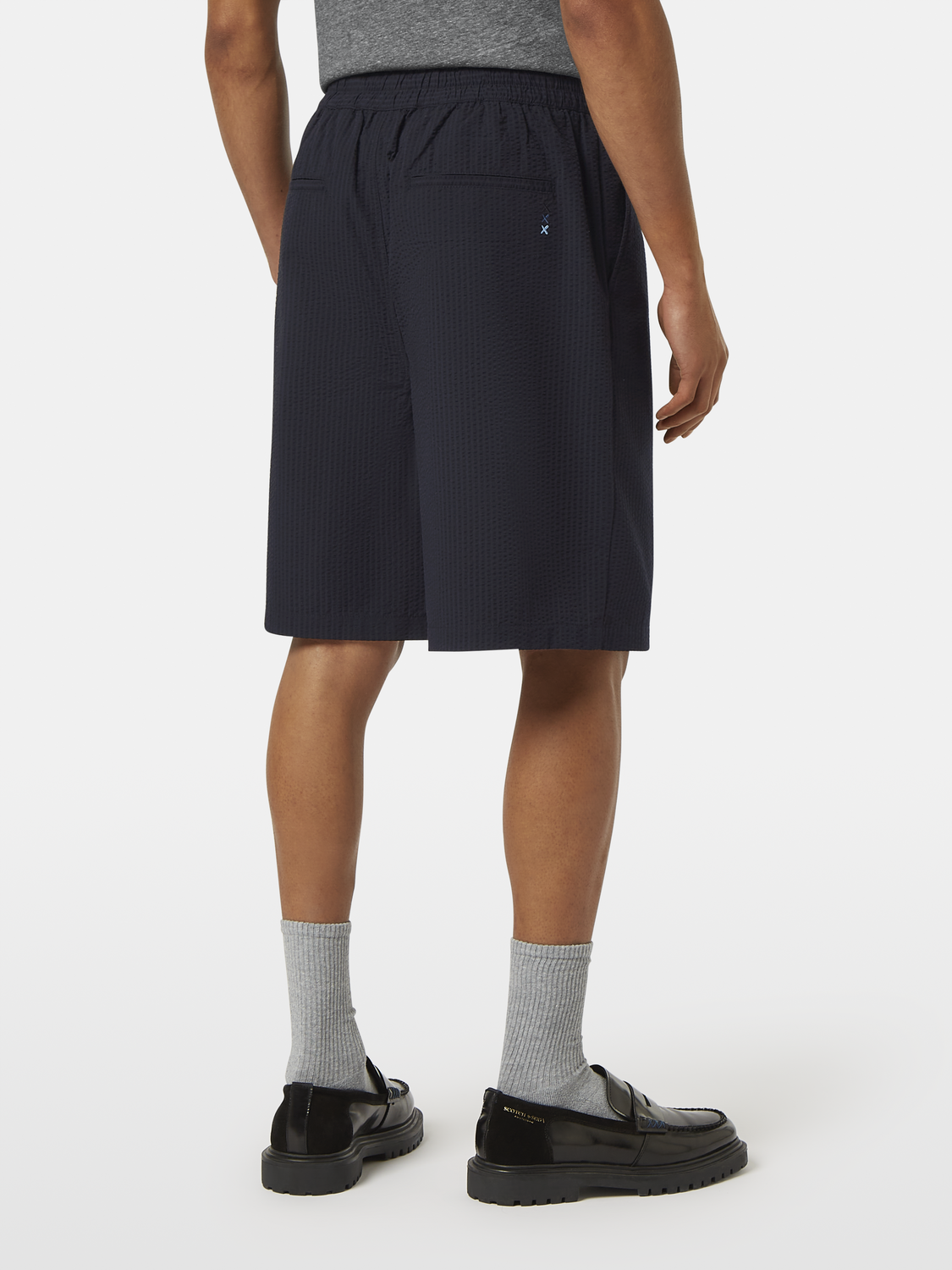 Loose Fit Pleated Seersucker Bermuda Short