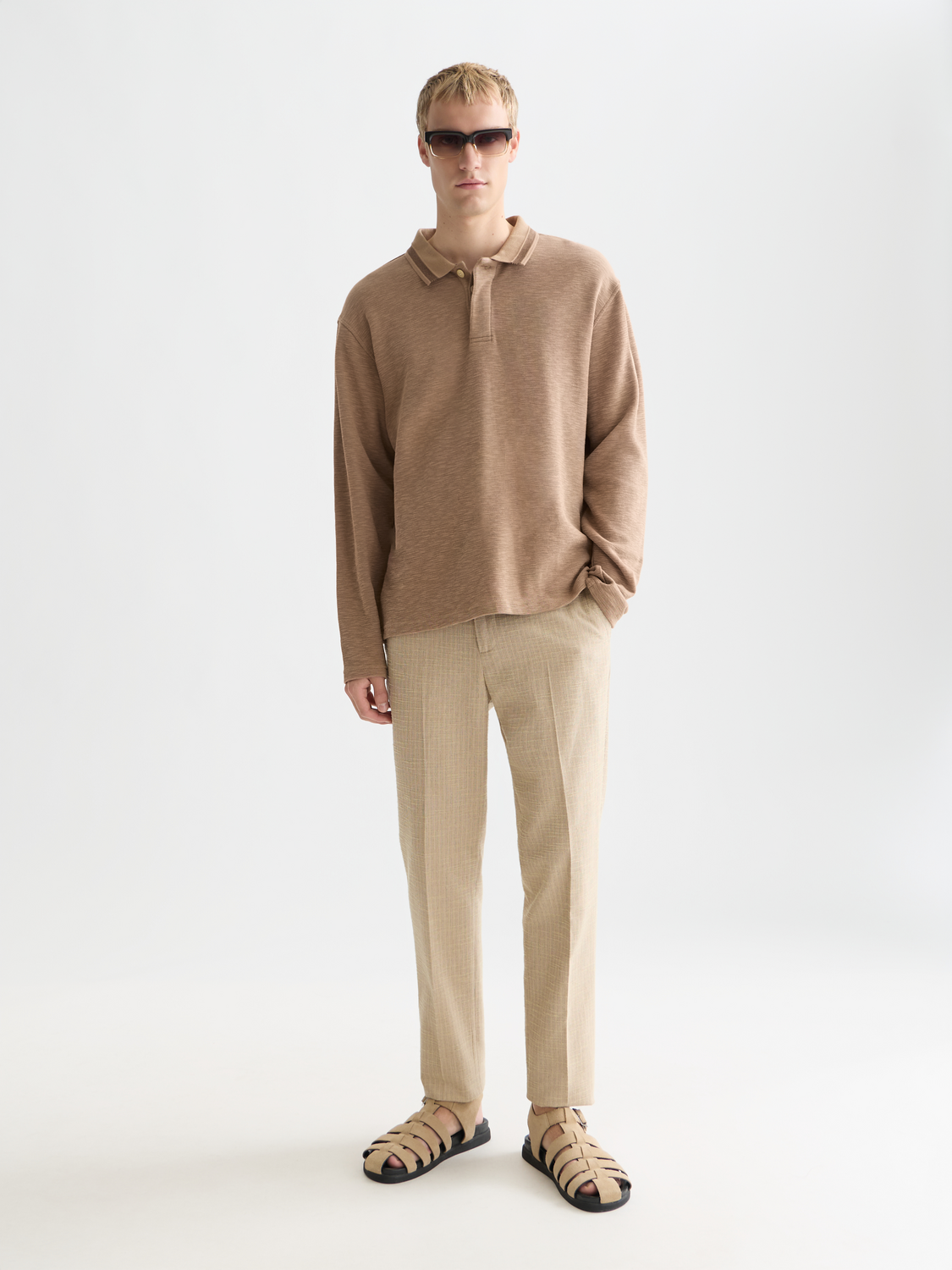Stuart Structured Linen-Blend Slim-Fit Chino