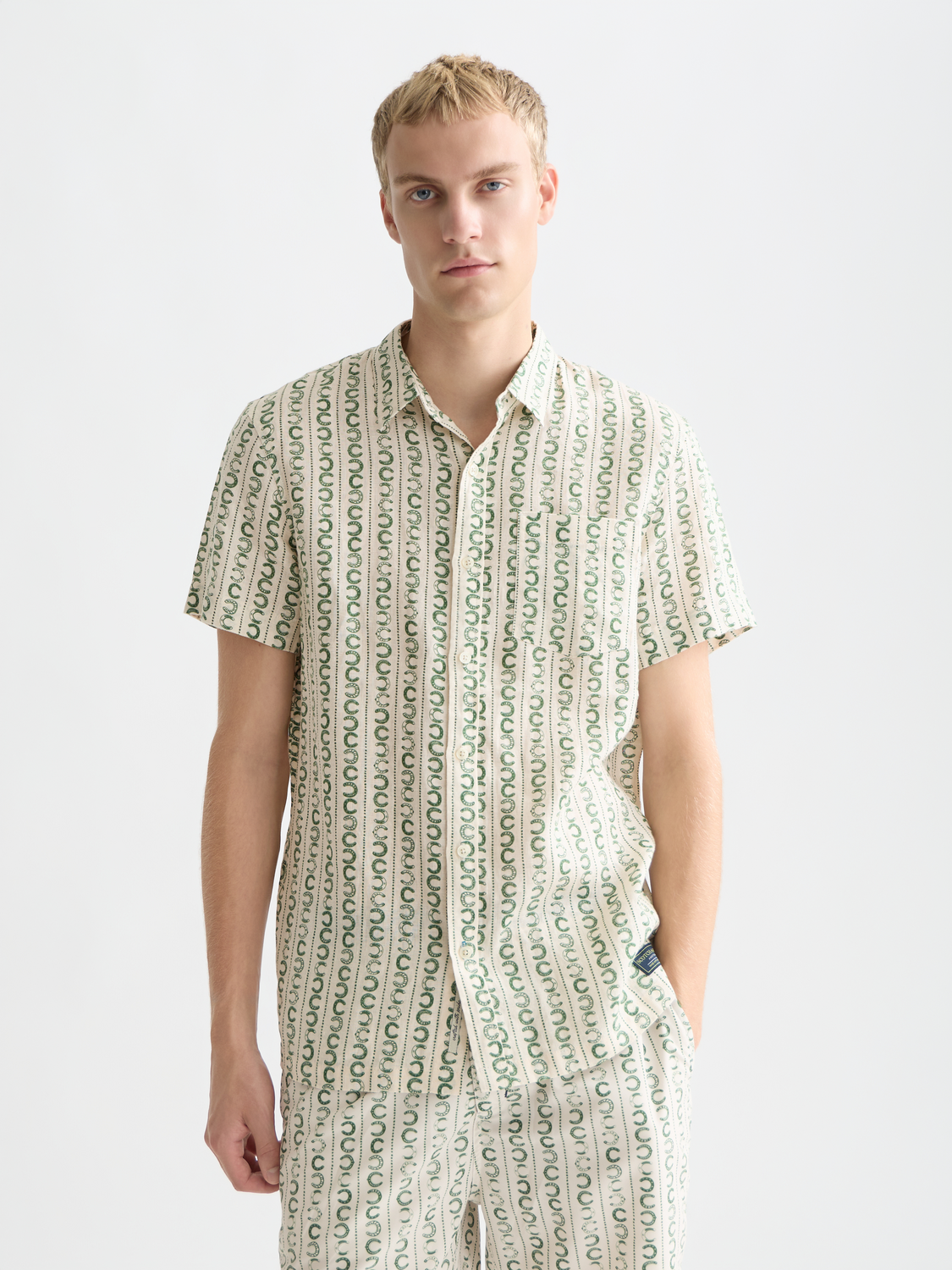 Printed Linen Regular-Fit Short-Sleeve Shirt