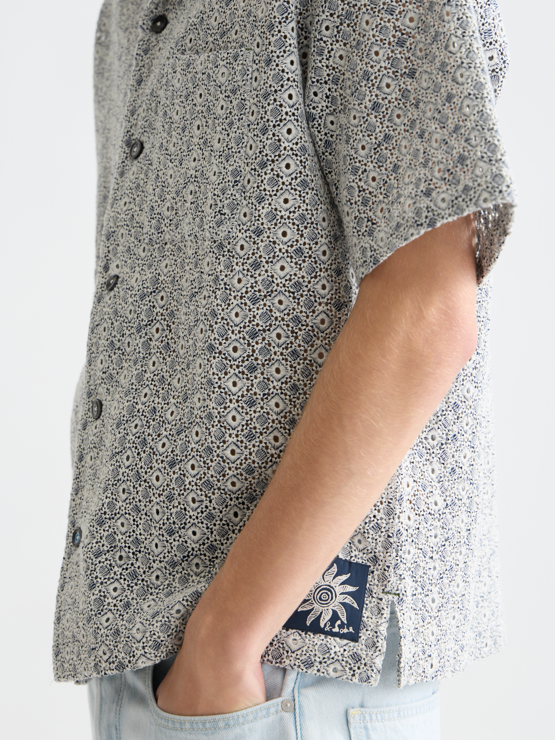 Embroidered Relaxed-Fit Short Sleeve Shirt