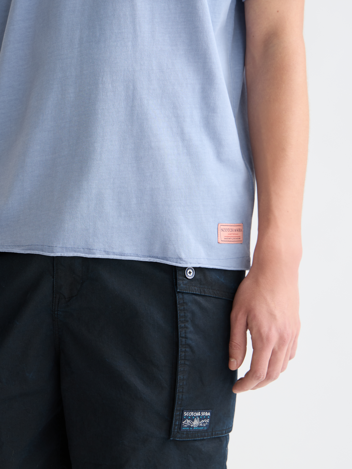 Essentials – Raw Edge T-Shirt