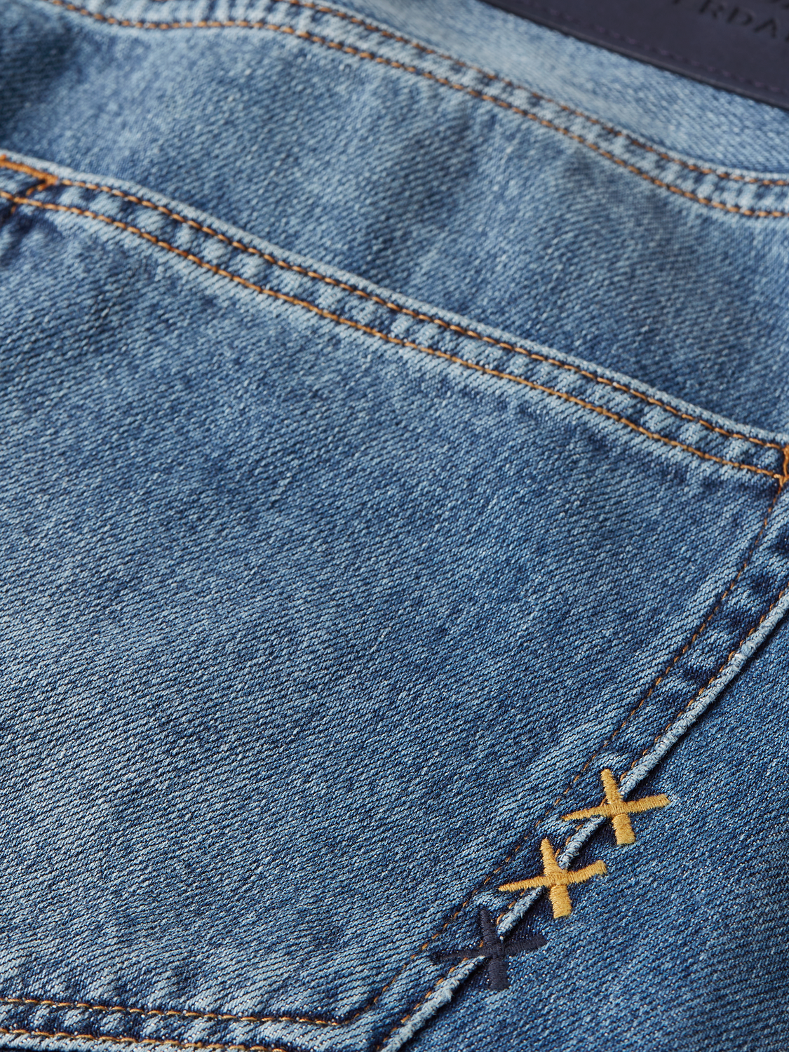 Dean Loose Tapered-Fit Jeans