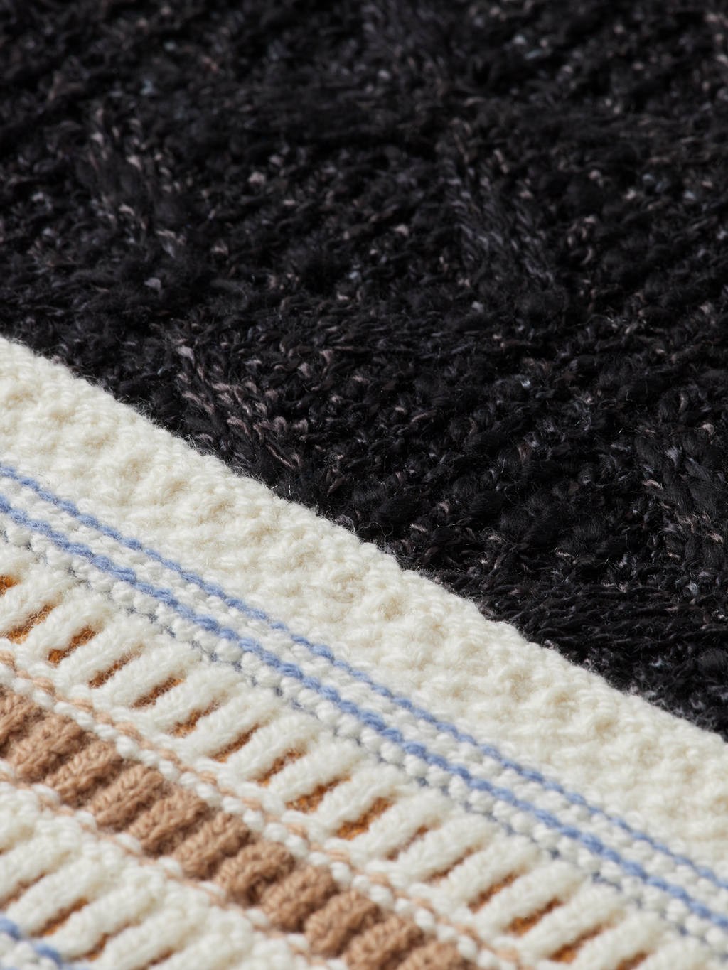 V-Neck Cable Loose-Fit Pullover