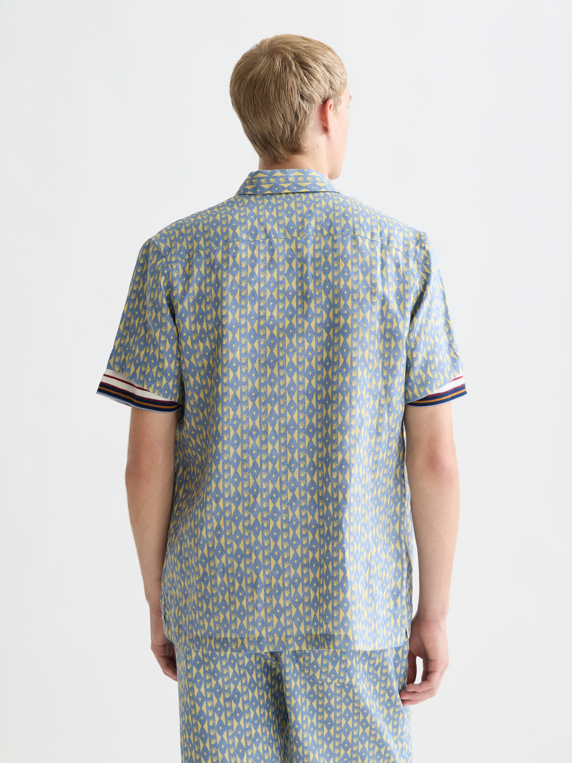 Printed Linen Regular-Fit Short-Sleeve Shirt