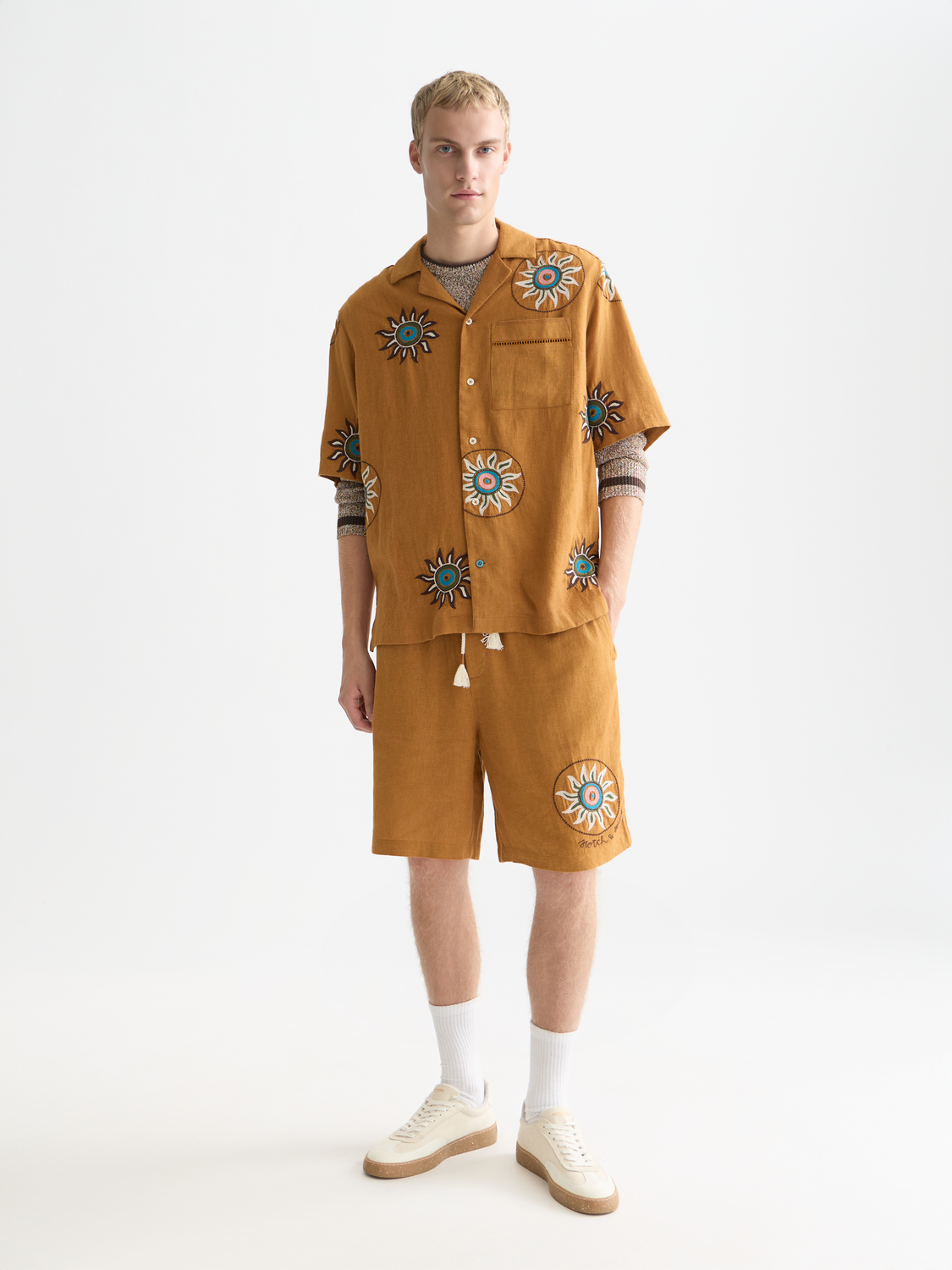 Embroidered Linen Relaxed-Fit Shirt