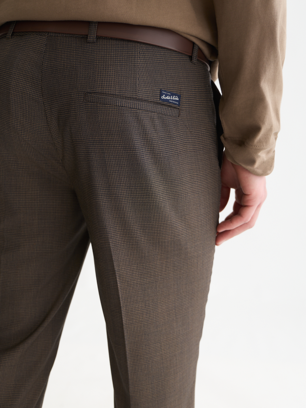 Mott Tailored Structured Yarn-Dyed Chino