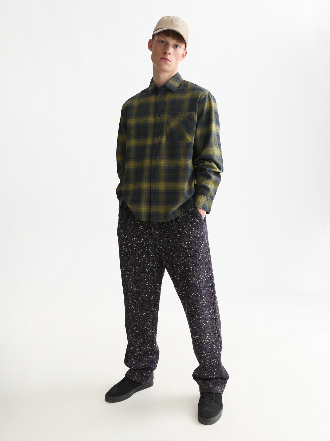 Oliver Wool-Blend Tweed Pleated Pants