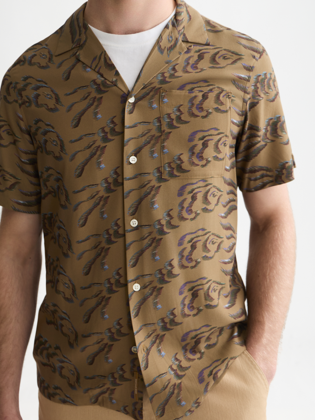 Viscose Printed Short Sleeved Regular-Fit Shirt