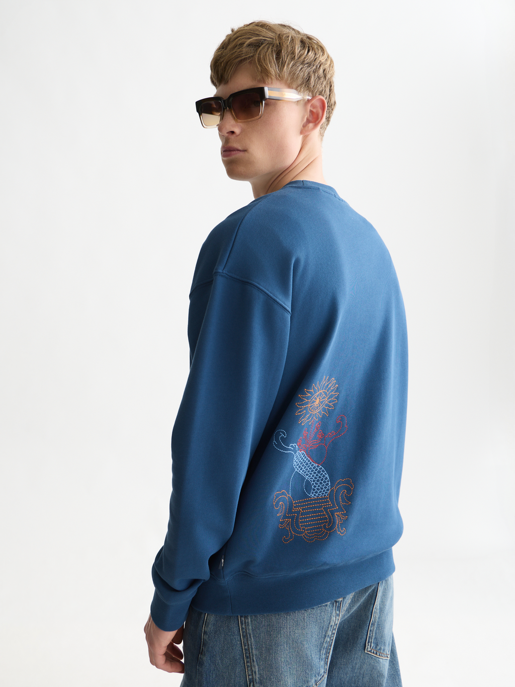 Placed Embroidered Artwork Relaxed-Fit Sweatshirt