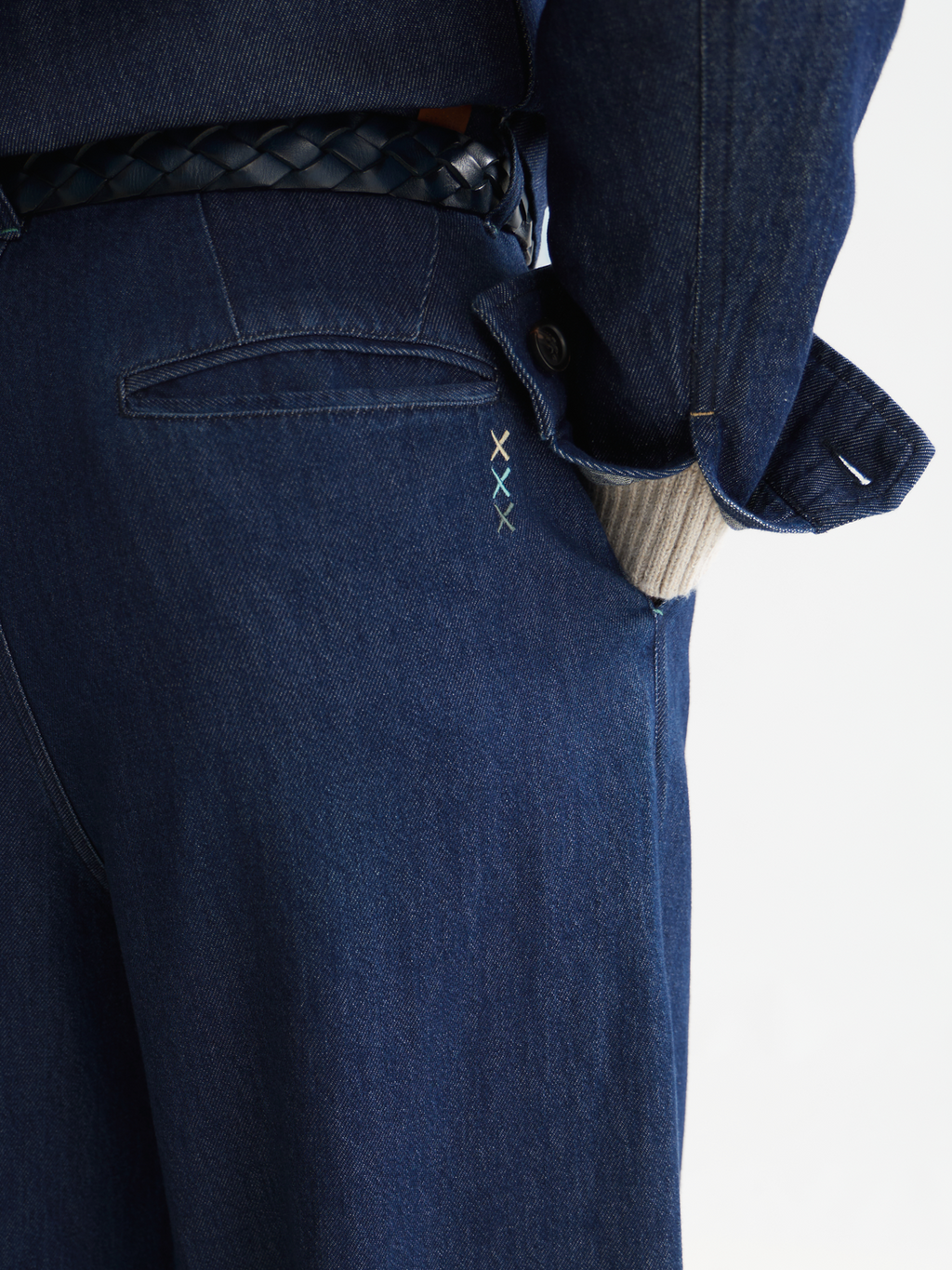 Loose-Fit Chino Jeans