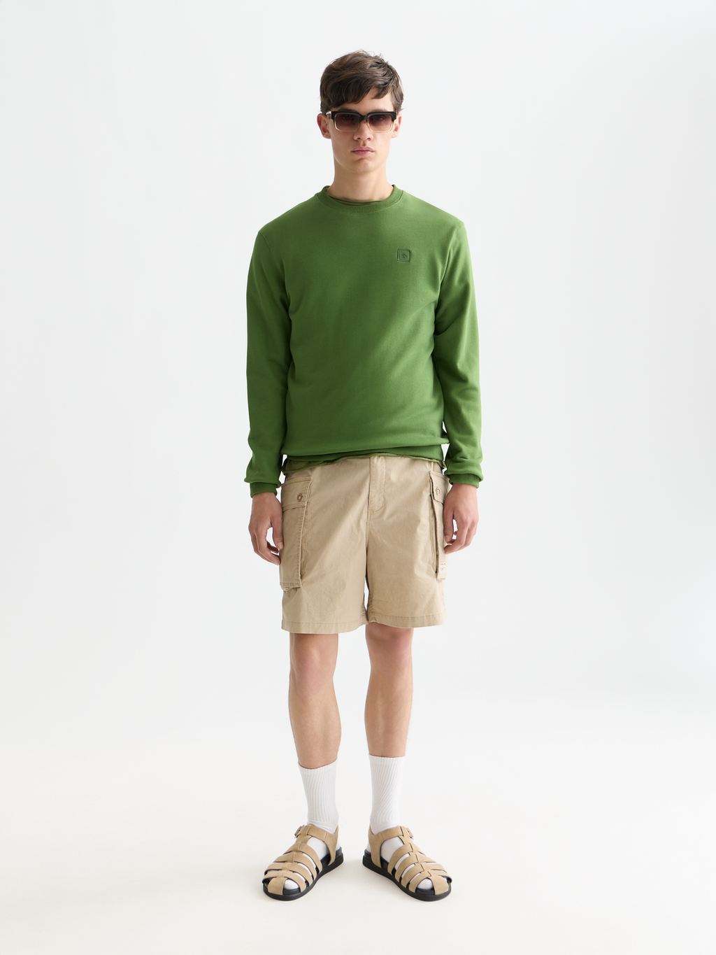 Seasonal Core Logo Badge Regularfit Sweatshirt