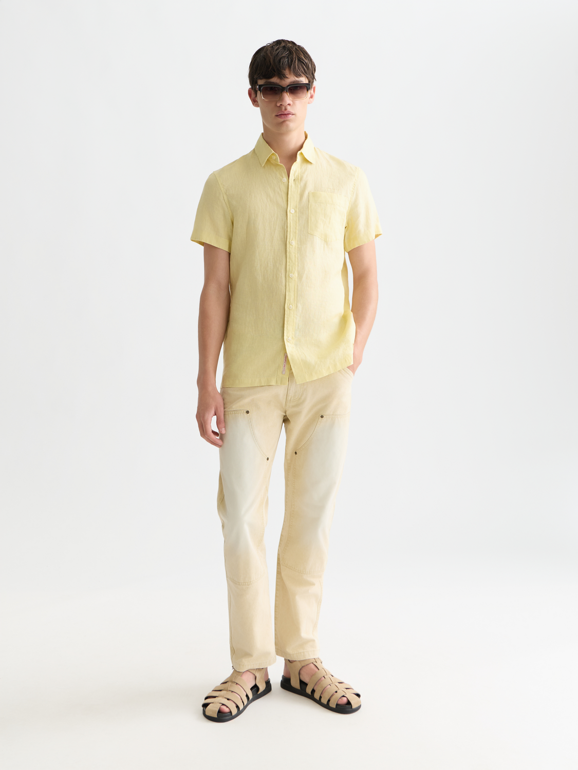 Essentials – Linen Regular-Fit Short Sleeve Shirt