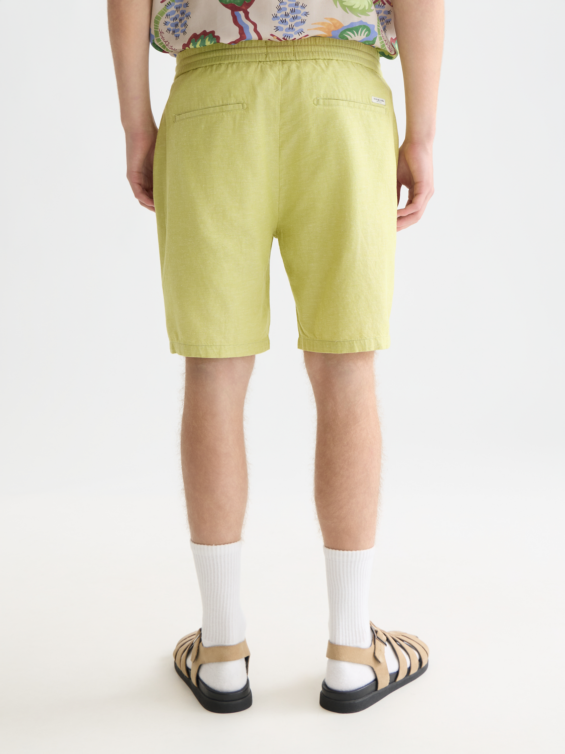 Essentials – Fave Cotton Linen Regular-Fit Chino Shorts