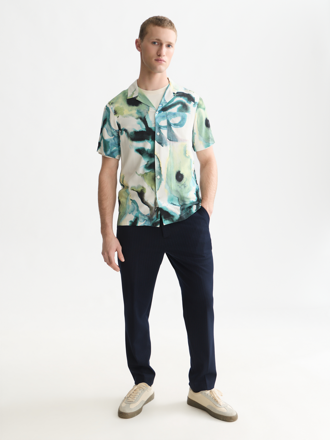 Viscose Printed Short Sleeved Regular-Fit Shirt