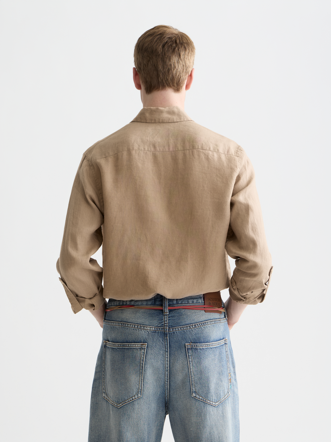 Essentials – Linen Regular-Fit Shirt