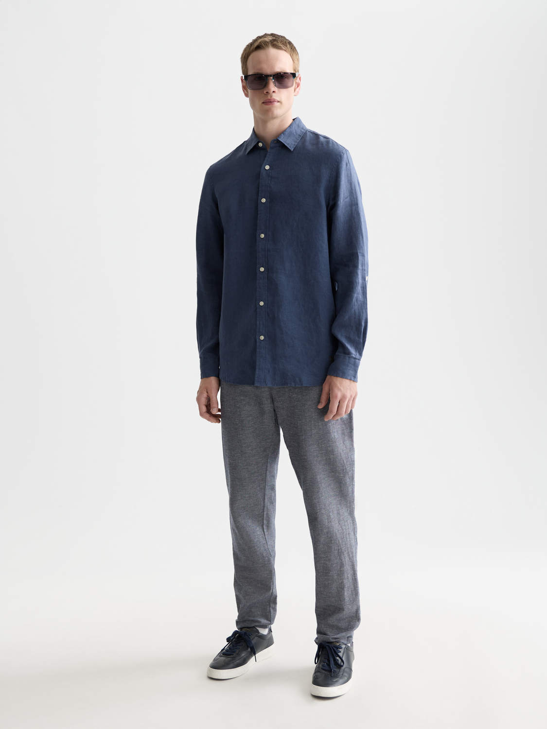 Essentials – Linen Regular-Fit Shirt