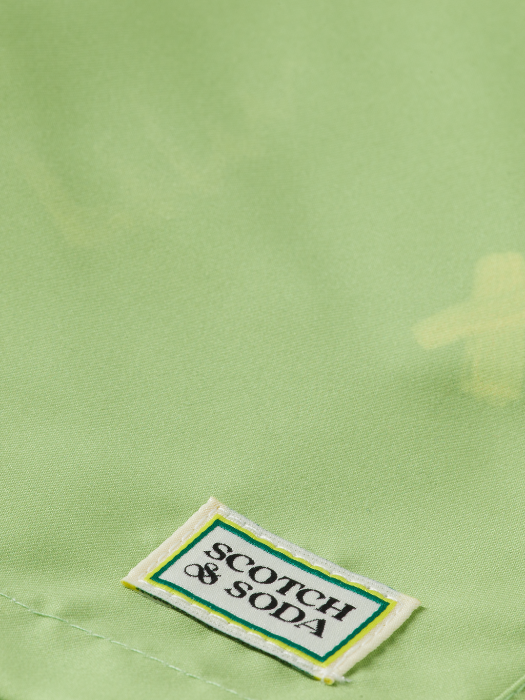 Boys' Mid-Length Magic Swimshorts