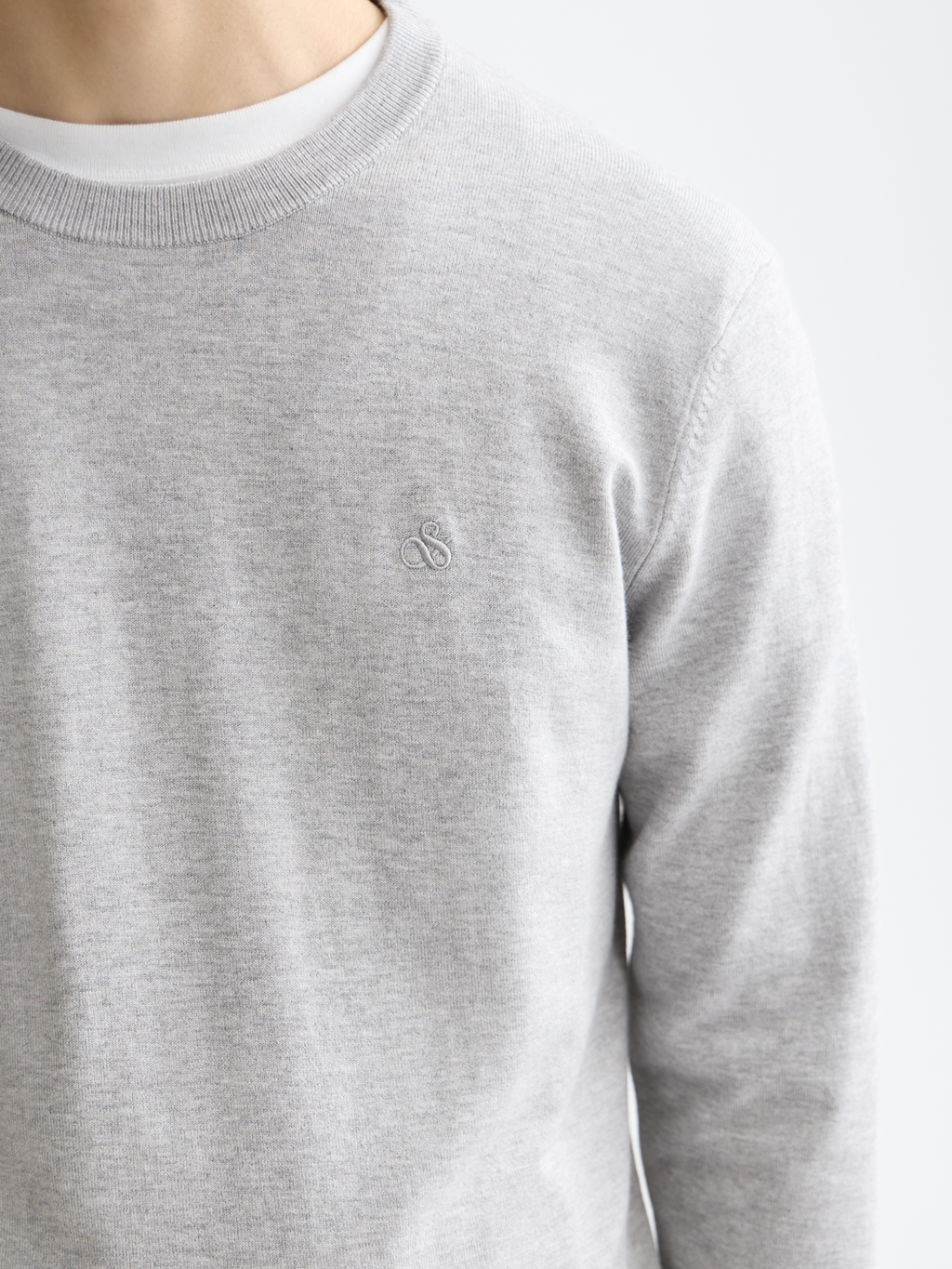 Core - Viscose Pullover Crewneck