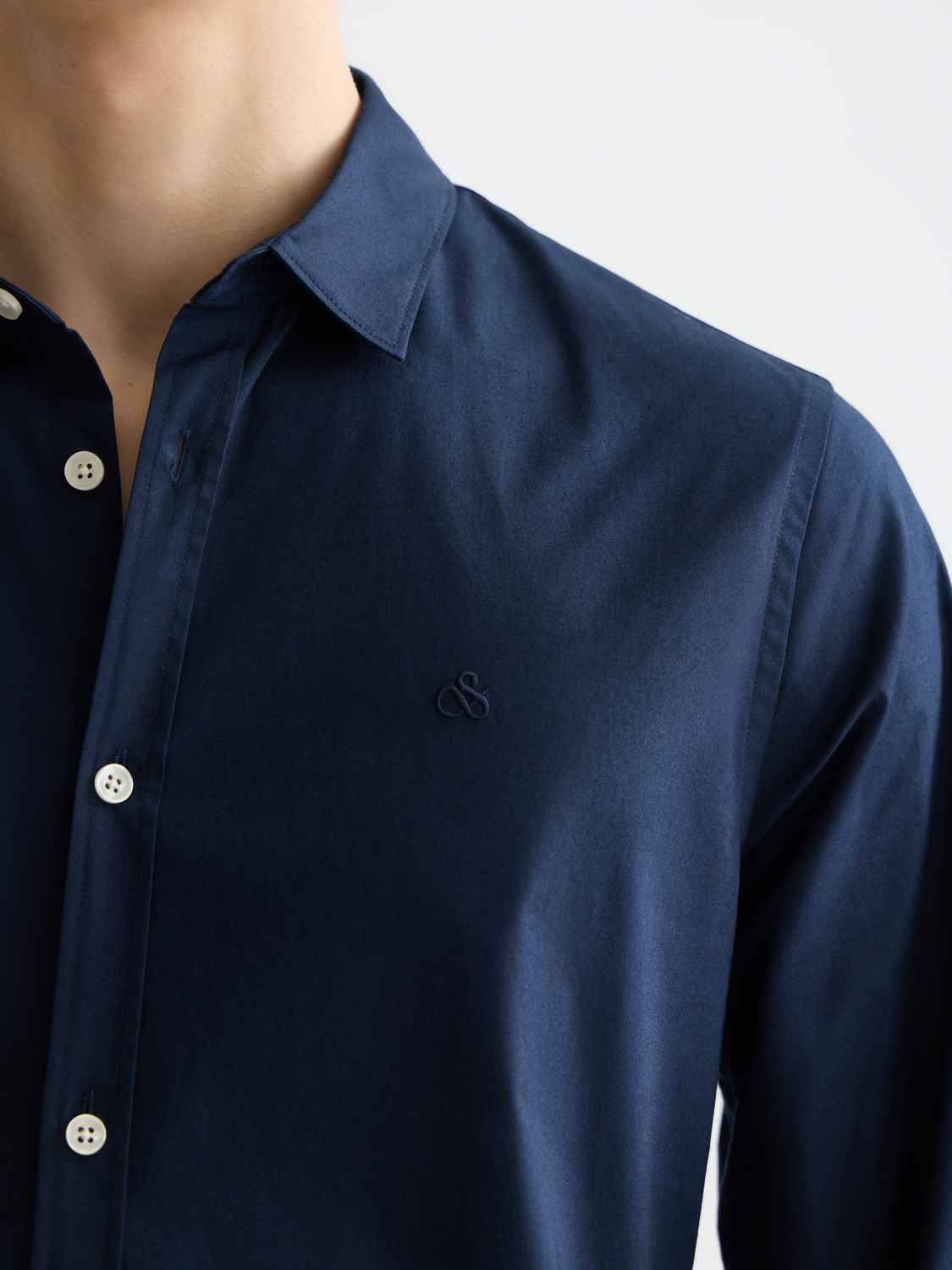 Core Poplin Solid Shirt
