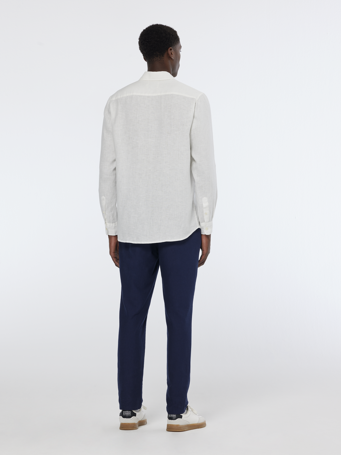 Essentials — Linen Long Sleeve Button-Down Shirt