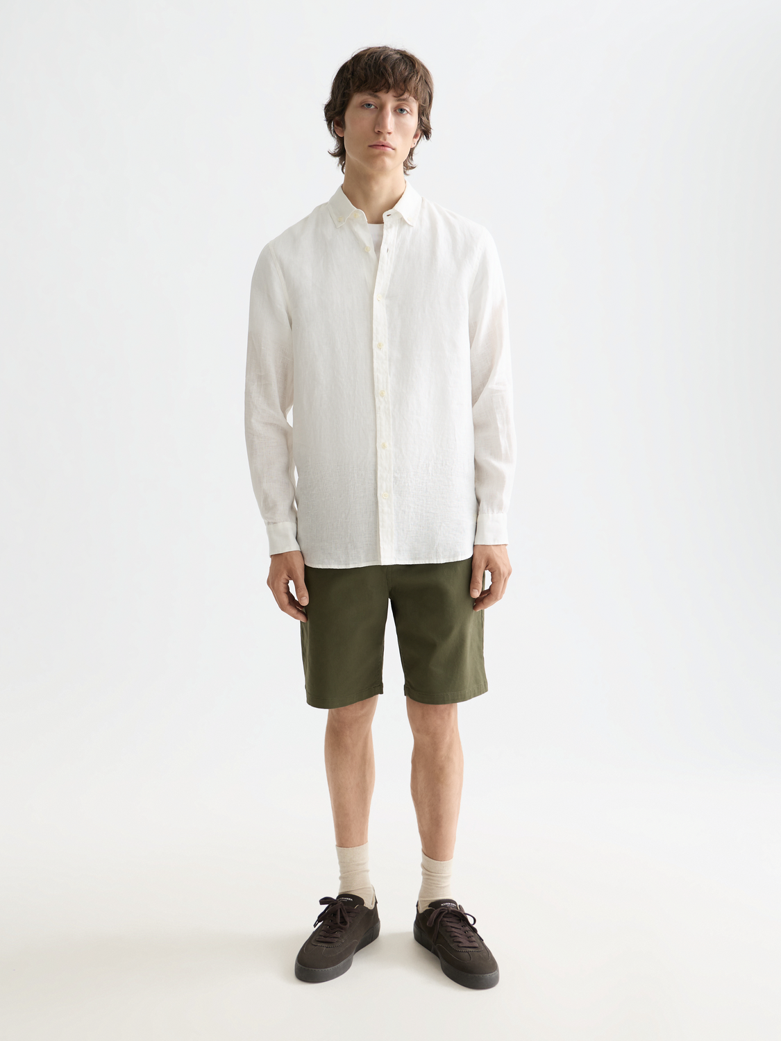 Essentials — Linen Long Sleeve Button-Down Shirt