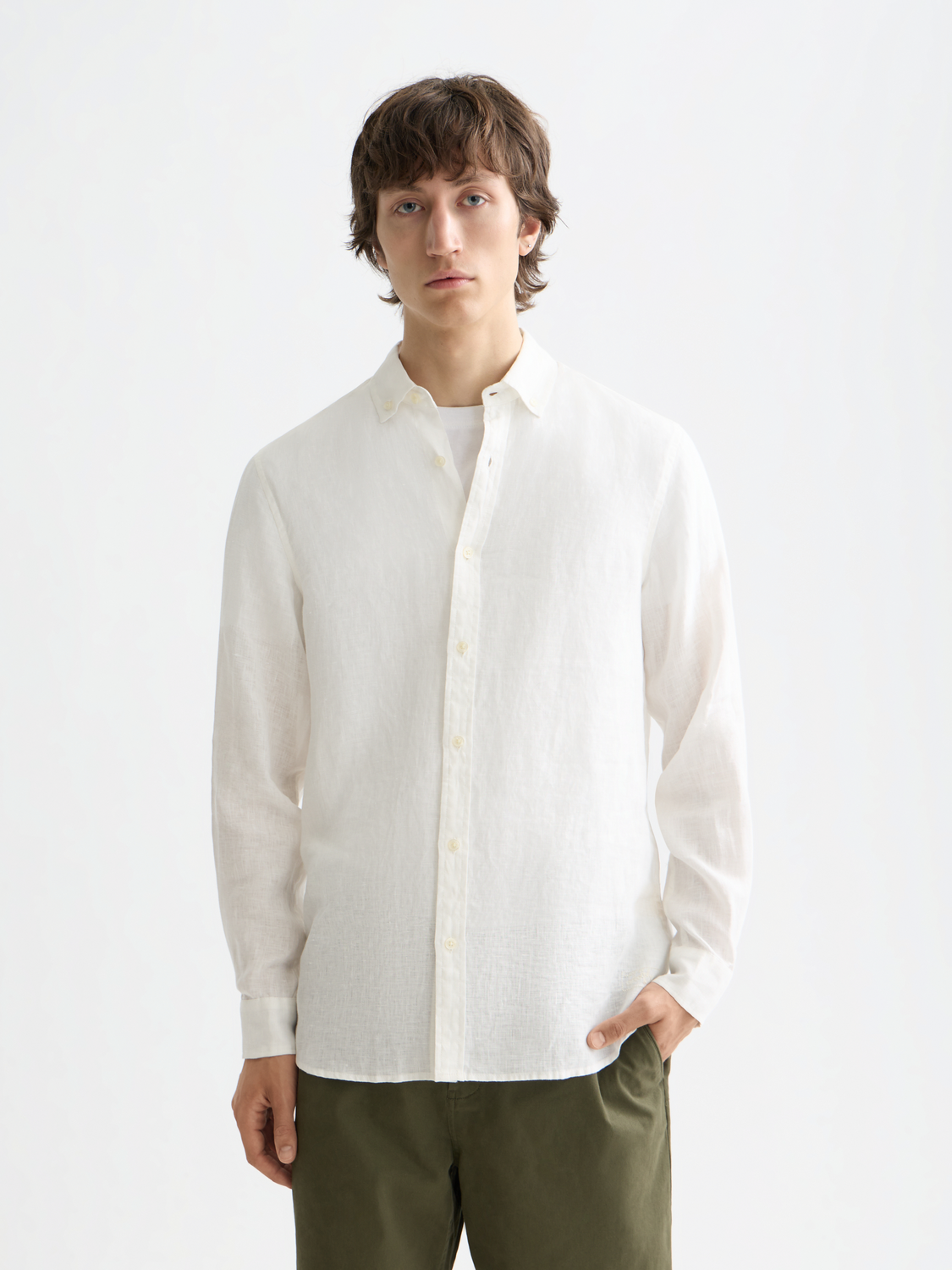 Essentials — Linen Long Sleeve Button-Down Shirt
