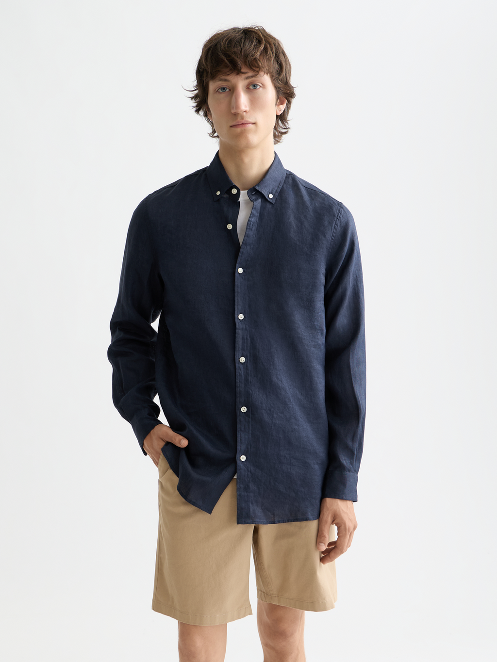 Essentials — Linen Long Sleeve Button-Down Shirt