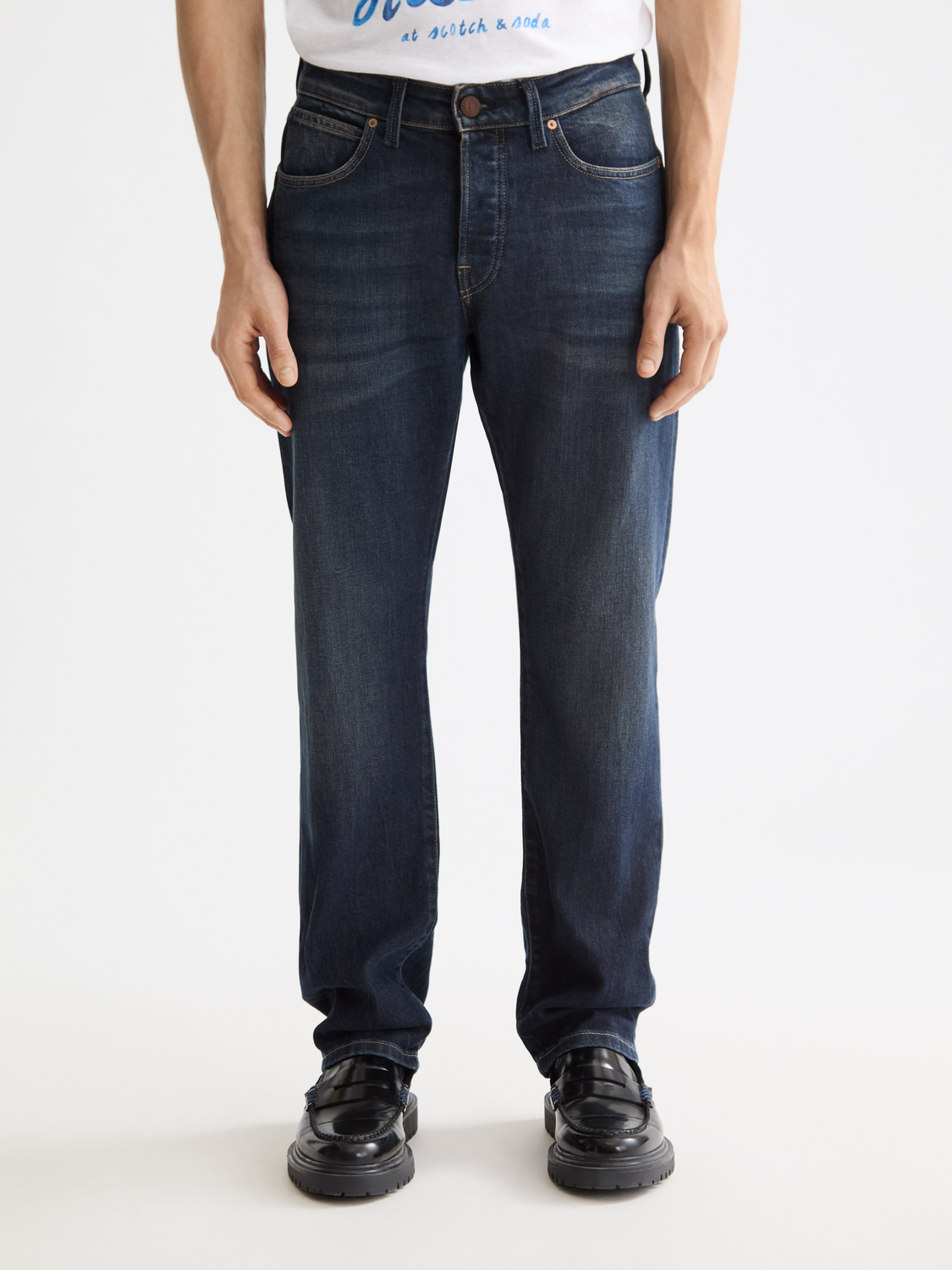 The Zee Straight Jeans — Paint It Blauw
