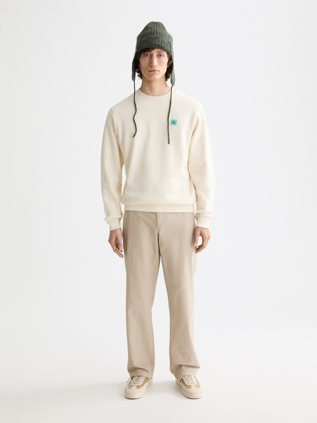 Seasonal Core - Regular-Fit Logo Sweatshirt