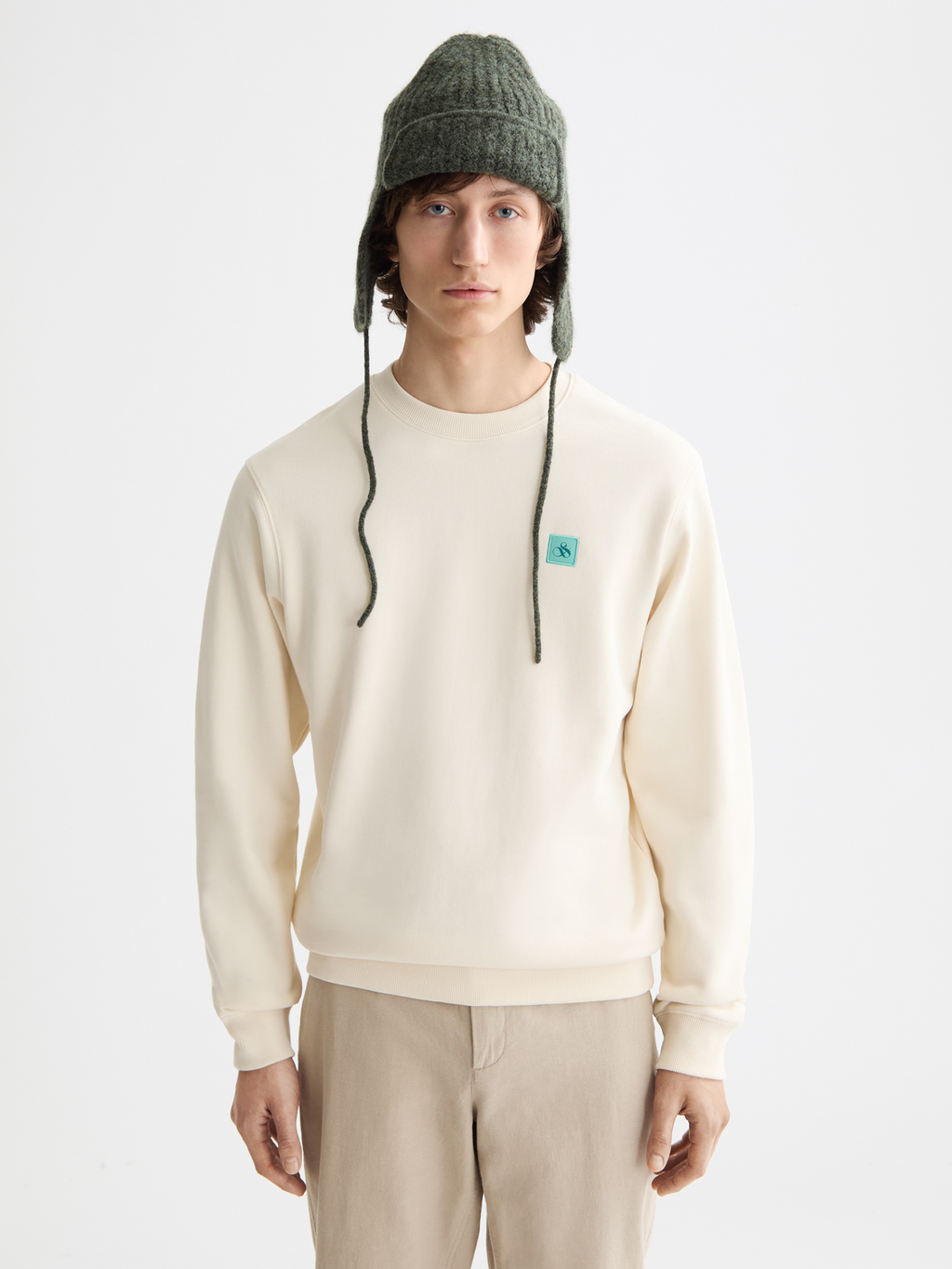 Seasonal Core - Regular-Fit Logo Sweatshirt