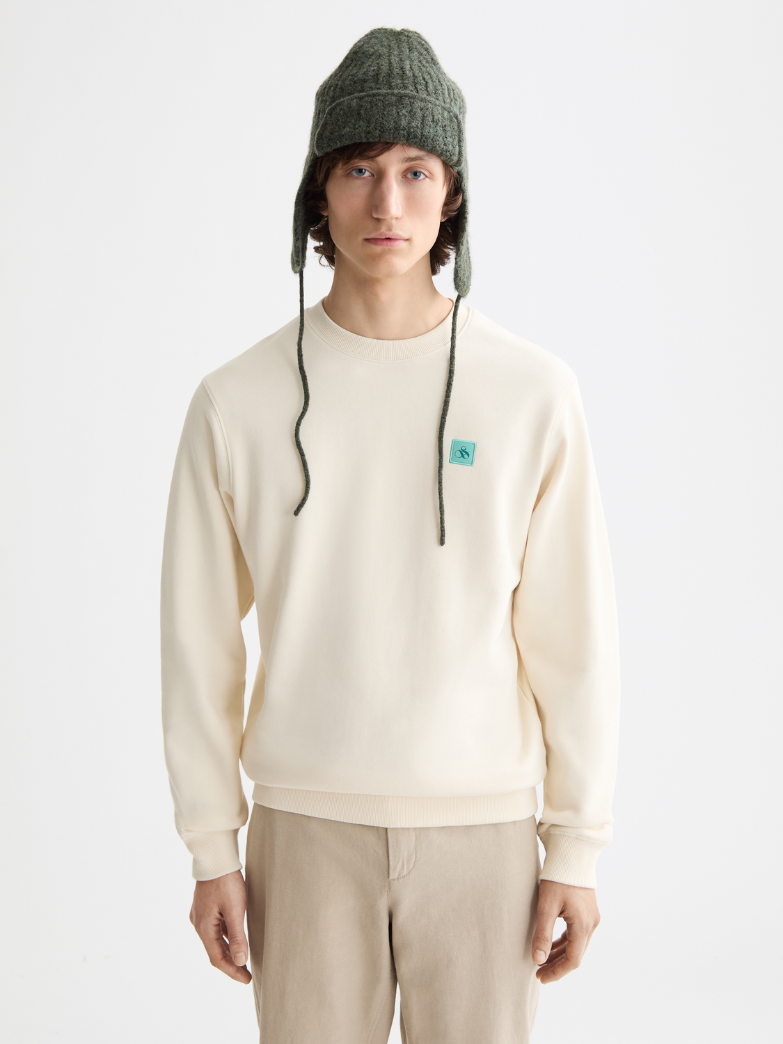 Seasonal Core - Regular-Fit Logo Sweatshirt