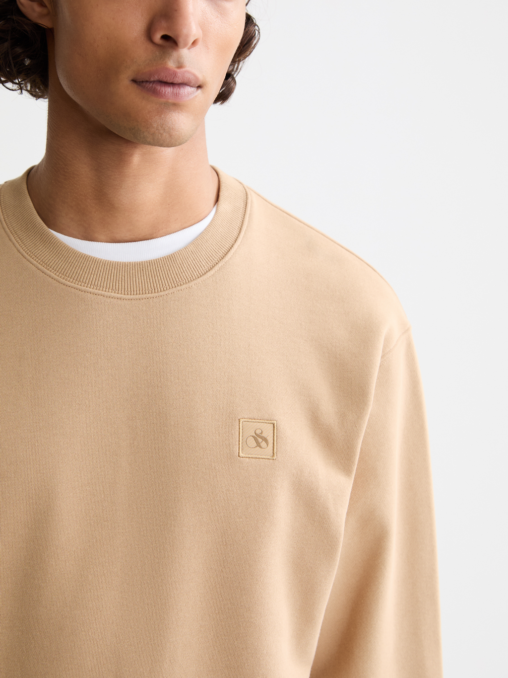 Seasonal Core - Regular-Fit Logo Sweatshirt
