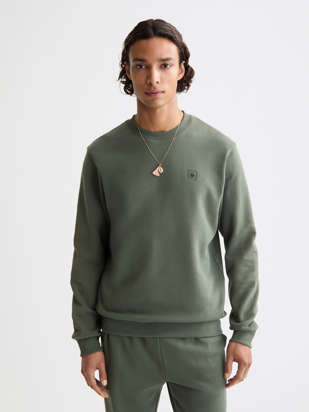 Seasonal Core - Regular-Fit Logo Sweatshirt