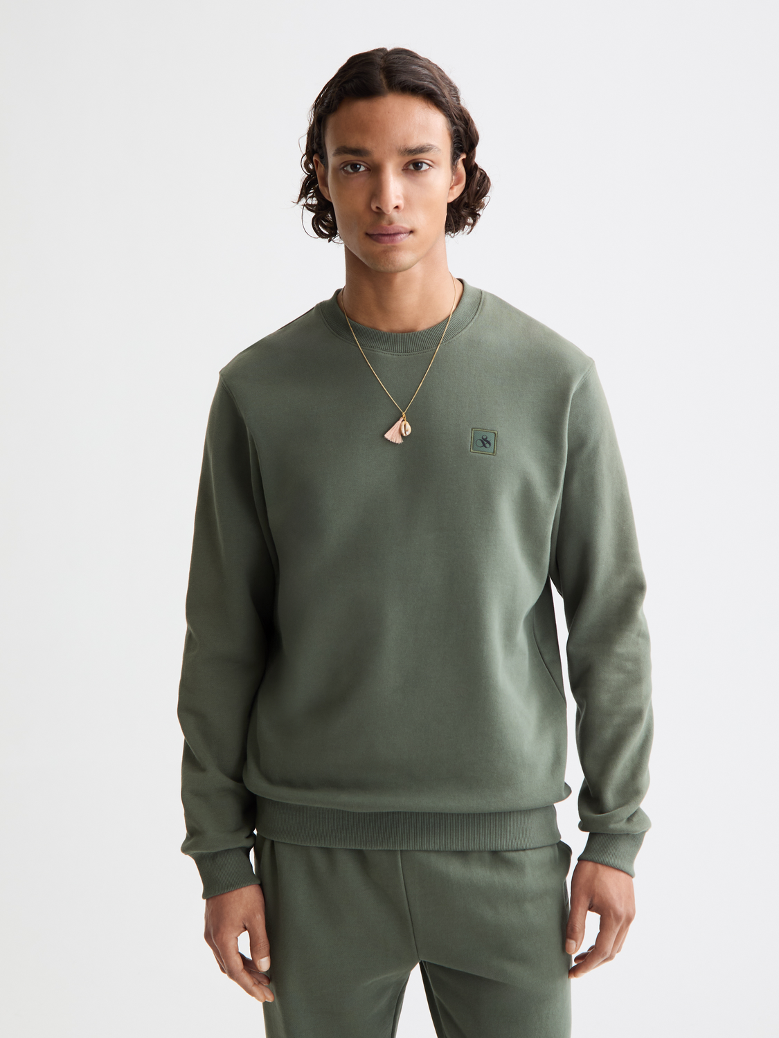 Seasonal Core - Regular-Fit Logo Sweatshirt