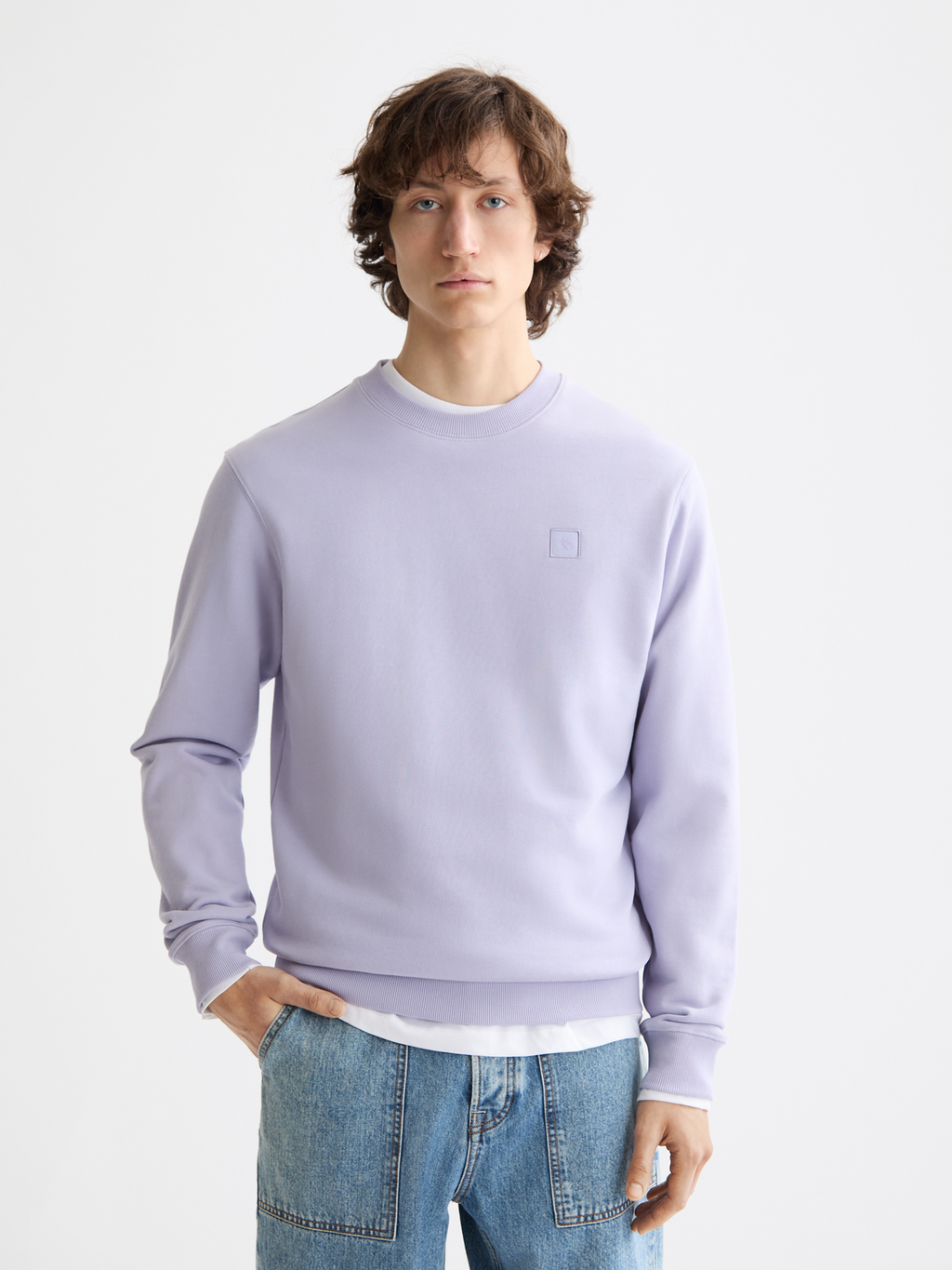 Seasonal Core - Regular-Fit Logo Sweatshirt