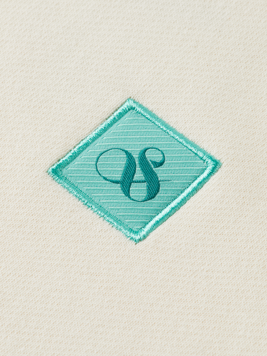 Seasonal Core - Regular-Fit Logo Sweatshirt