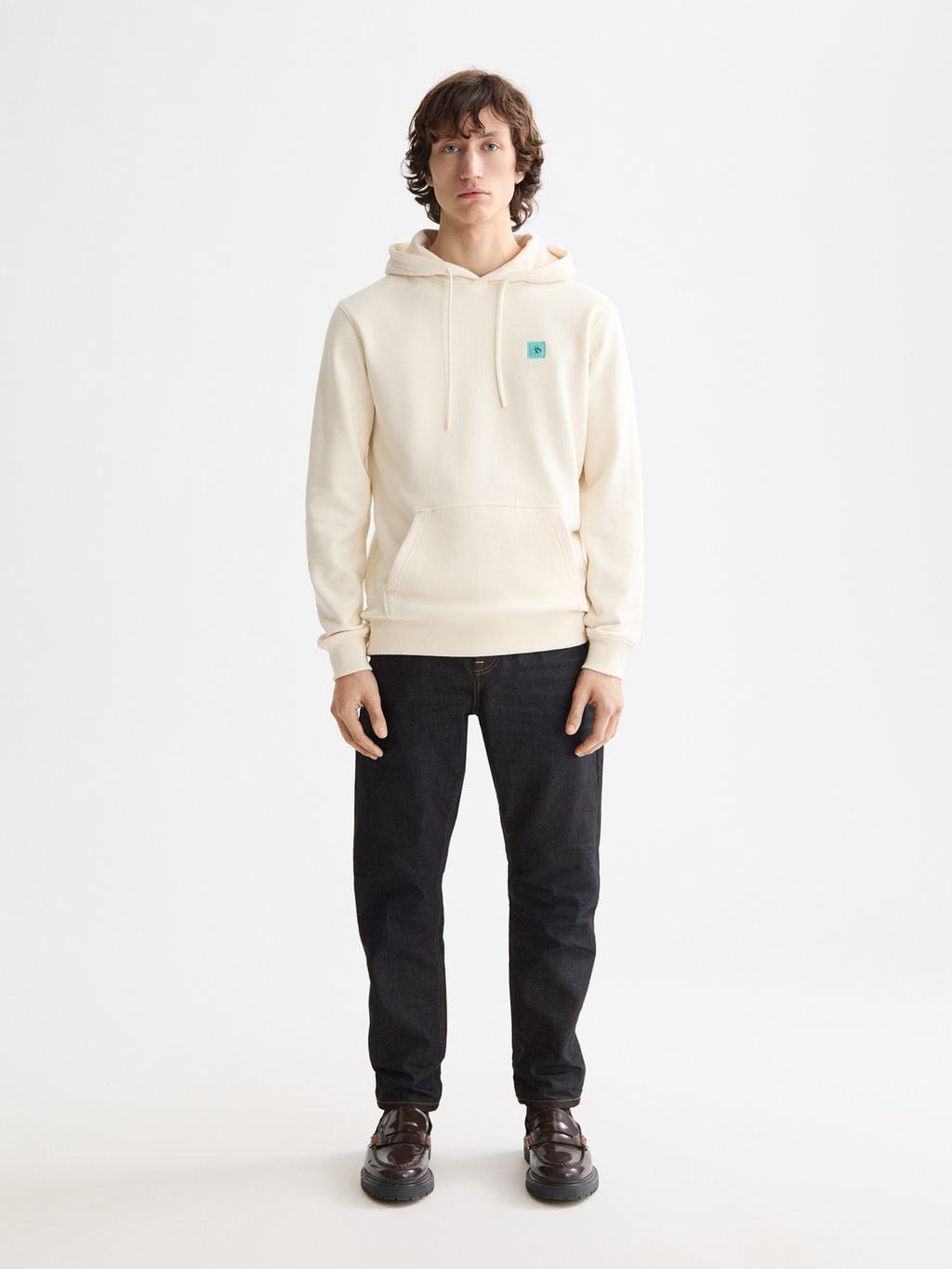 Seasonal Core - Regular-Fit Logo Badge Hoodie